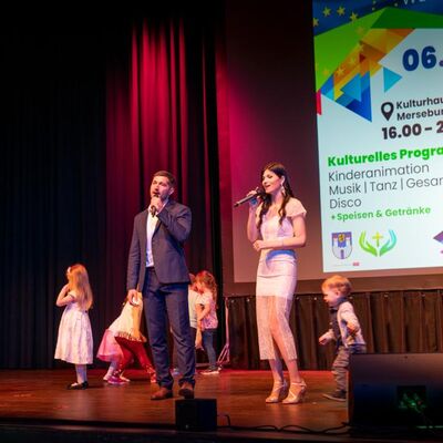 Bild vergr&ouml;&szlig;ern: Europafest Moldawisches Duett Yasti