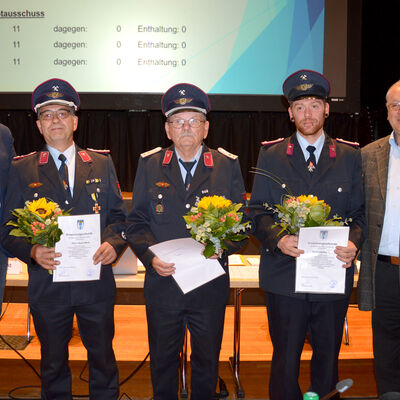 Bild vergr&ouml;&szlig;ern: Feuerwehr Pettst�dt_Robby Risch Rene Wiehr R�diger Wallborn Steffen Tyroff J�rg Freiwald