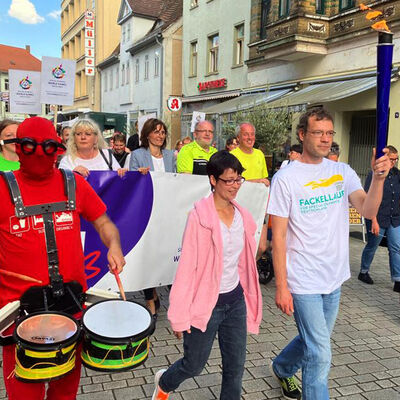 Bild vergr&ouml;&szlig;ern: 2022-06-10 Fackellauf Olympia