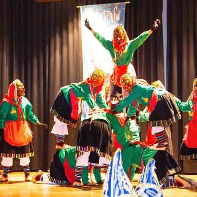 Bild vergr&ouml;&szlig;ern: Karneval Kornwestheim Prunksitzung Hexentanz