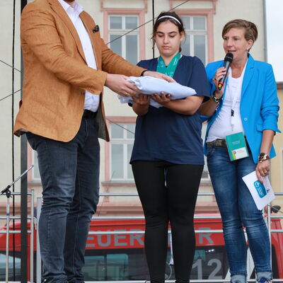 Bild vergr&ouml;&szlig;ern: 8_Abschlusszeremoniell_OB-Papke_Foto-DiArt_6Y6A2097