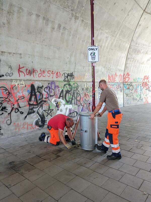 Bild vergr&ouml;&szlig;ern: legale Graffitifl�che Frank Reimer Daniel Sch�l