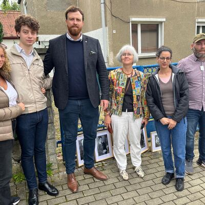 Bild vergr&ouml;&szlig;ern: Stolperstein Ida Ott Nachfahren