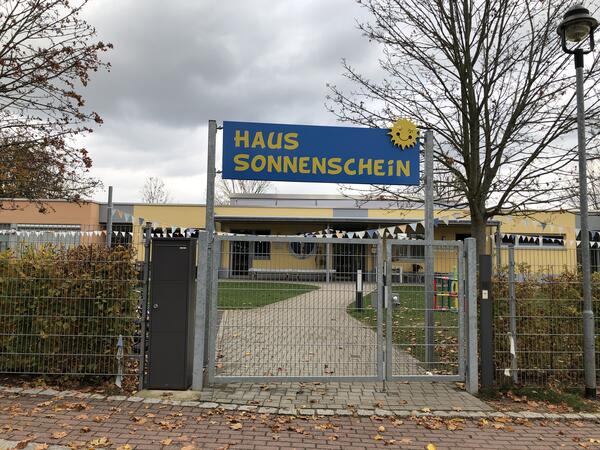 Bild vergr&ouml;&szlig;ern: Kita_GB_Eingang