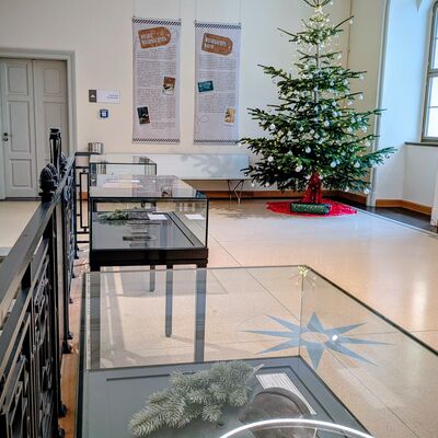 Bild vergr&ouml;&szlig;ern: Weihnachtsausstellung Rathaus 2