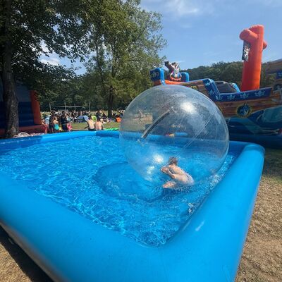 Bild vergr&ouml;&szlig;ern: Freibadfest 2026 Wasserzorbing