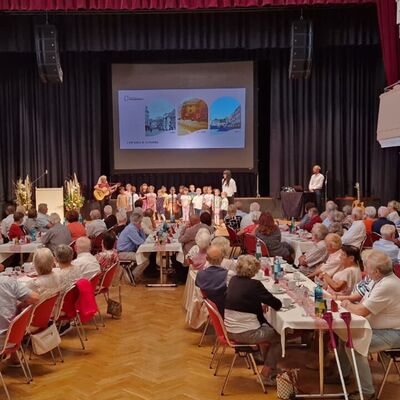 Bild vergr&ouml;&szlig;ern: Fest der Ehejubilare 2026 Kita-Kinder _Stadt Wei�enfels