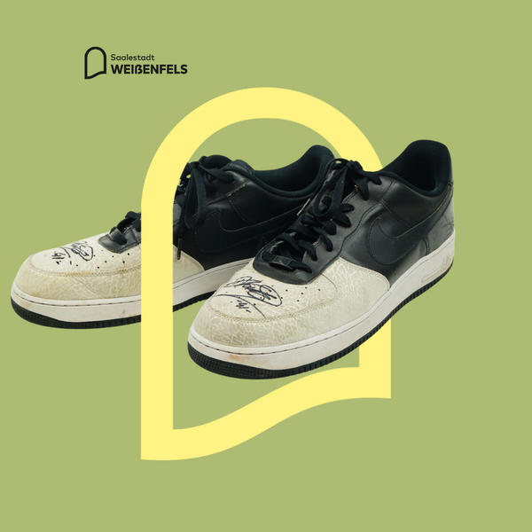 Postingbild Schuhe Dirk Nowitzki