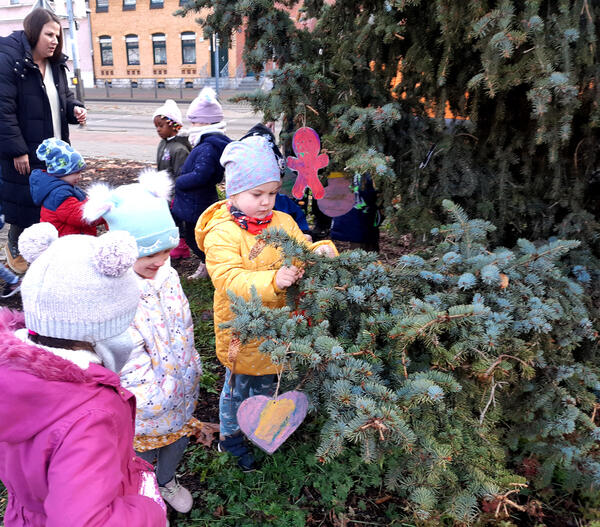 Adventsmarkt Märchenbrunnen
