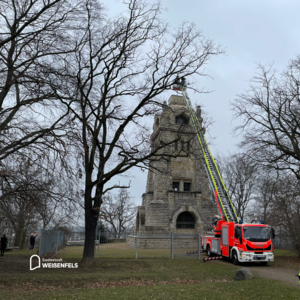 Bild vergr&ouml;&szlig;ern: Drehleiter am Bismarckturm