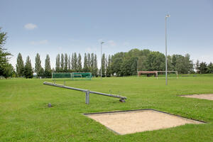 Bild vergrößern: Sportplatz Reichardtswerben 2