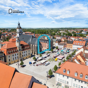 Bild vergr&ouml;&szlig;ern: Wochenmarkt auf dem Marktplatz